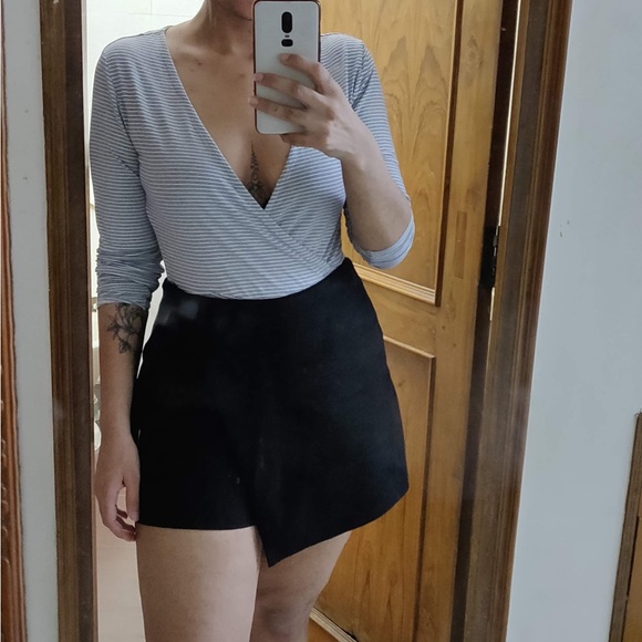 H&M Wrapover Striped Bodysuit - Picture 3 of 4